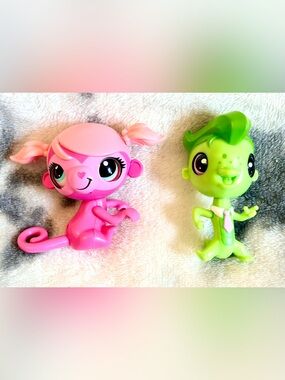 2013 LPS “ Minka Mark” Pink Monkey/ “Vinnie Terio Greko” from Magic Motion”Line